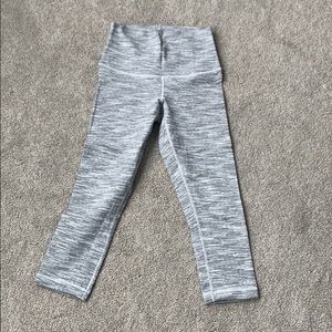 Lululemon wonder under Capri